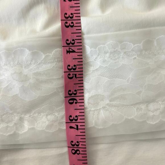 Vanity Fair Full Slip Dress Women’s Sz 32 Beige Floral Lace Details 1980’s VTG - Picture 9 of 11